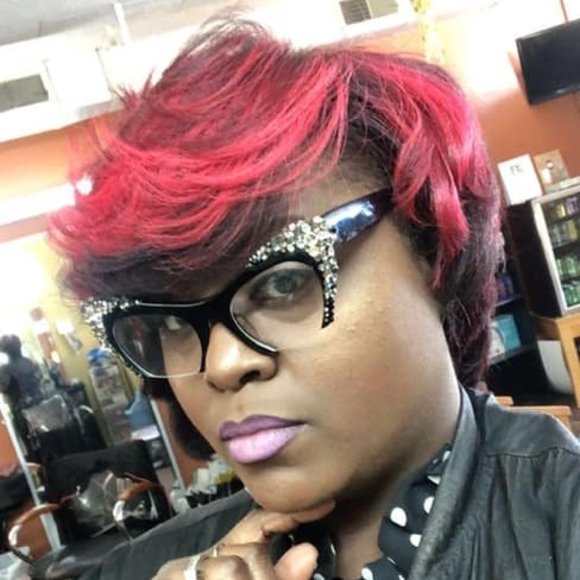 Meet your Posher, Tonya - Picture 1 of 1